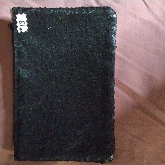 Make-up Bag - Picture 2 of 2